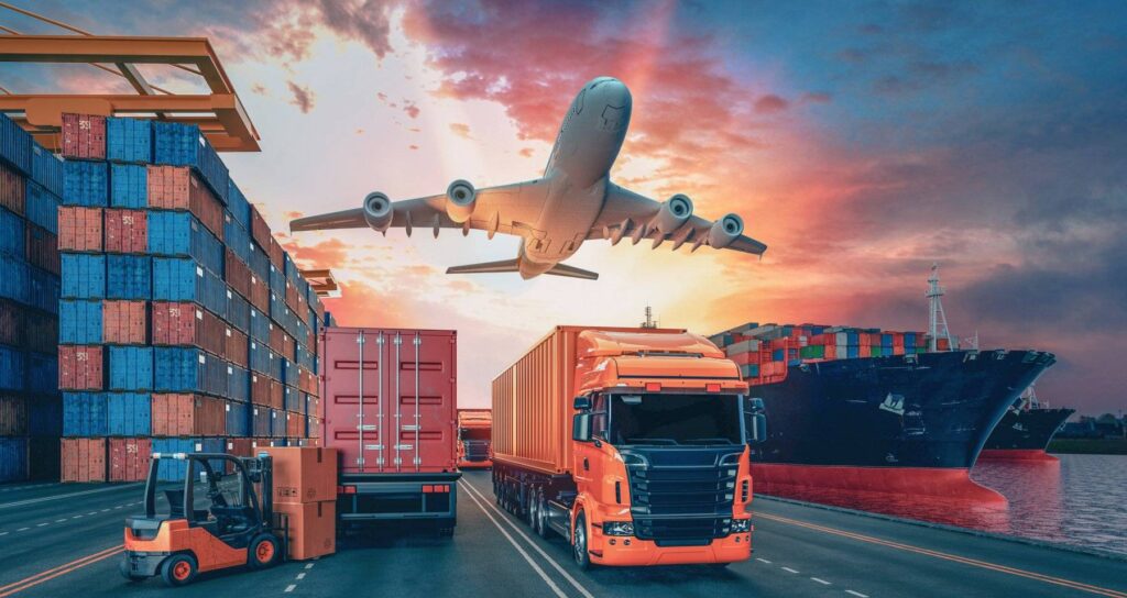 A Transmodal 2025 consolida-se como o maior evento de transporte intermodal e logística da região Centro-Oeste, reunindo as principais empresas do setor, especialistas renomados e tomadores de decisão para três dias intensos de inovação, networking e oportunidades de negócios. Realizada em Anápolis, Goiás, a feira destaca-se como um ponto de encontro estratégico, conectando empresas a novos mercados e parceiros que podem transformar a realidade do setor logístico brasileiro.